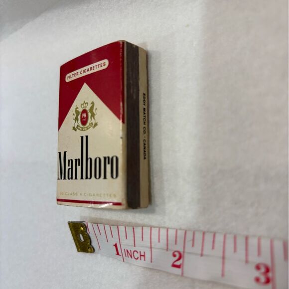 Vintage Marlboro Matchbook - Picture 2 of 4